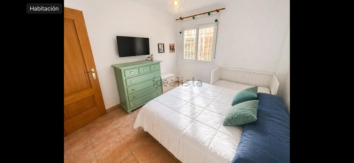 3 Bed Apartment for sale in Estepona Costa Del Sol, Málaga, Spain