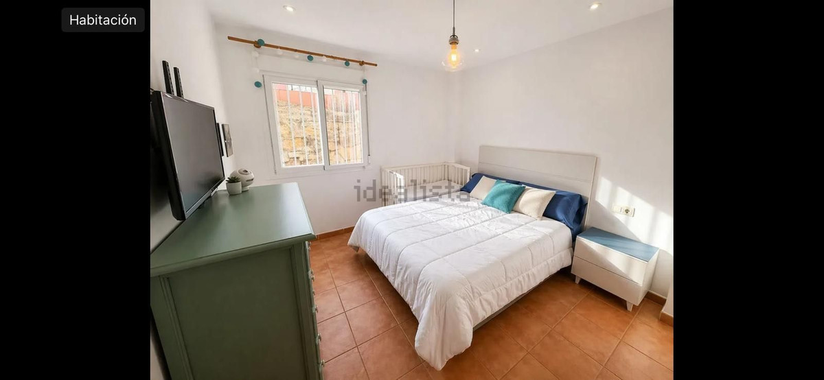 3 Bed Apartment for sale in Estepona Costa Del Sol, Málaga, Spain