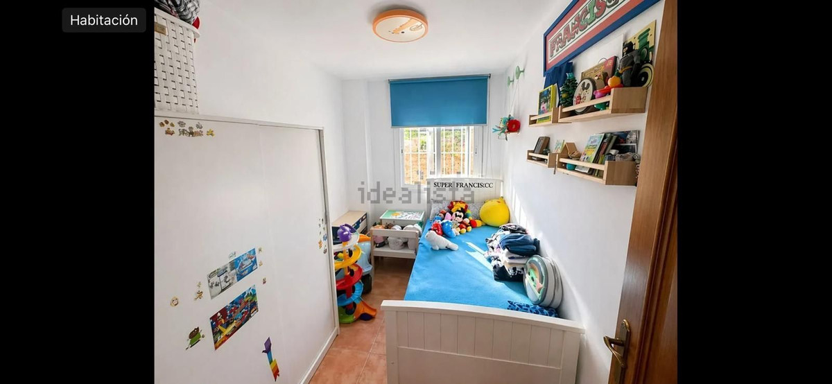3 Bed Apartment for sale in Estepona Costa Del Sol, Málaga, Spain