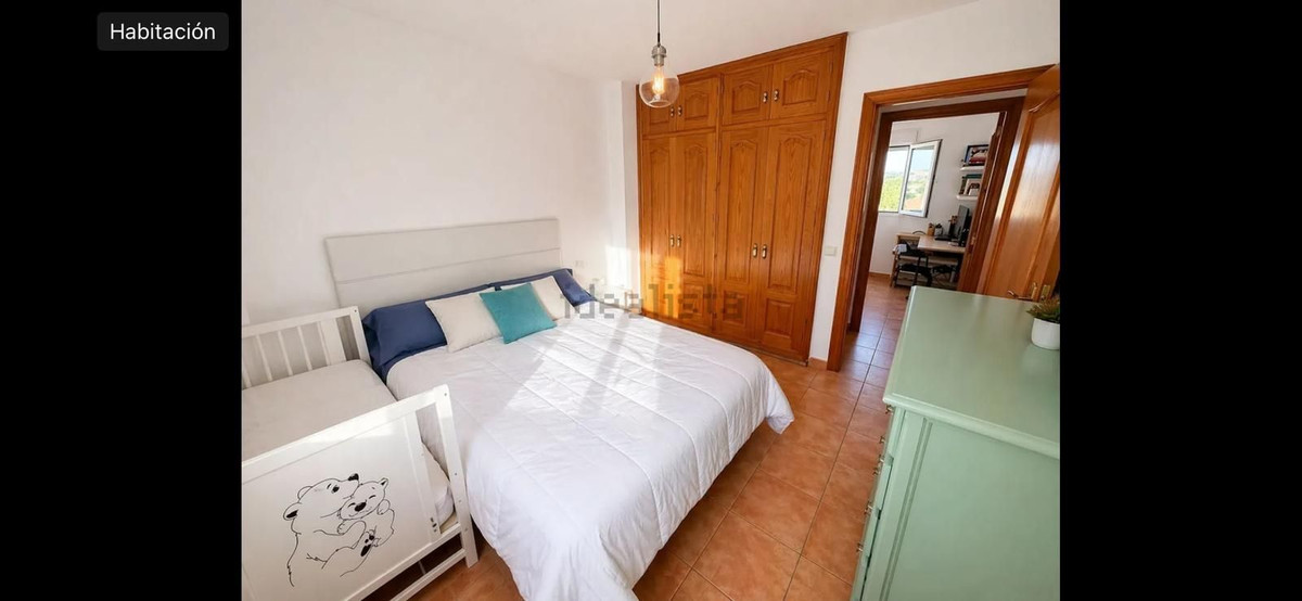 3 Bed Apartment for sale in Estepona Costa Del Sol, Málaga, Spain