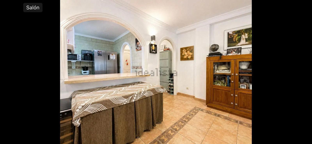 3 Bed Apartment for sale in Estepona Costa Del Sol, Málaga, Spain
