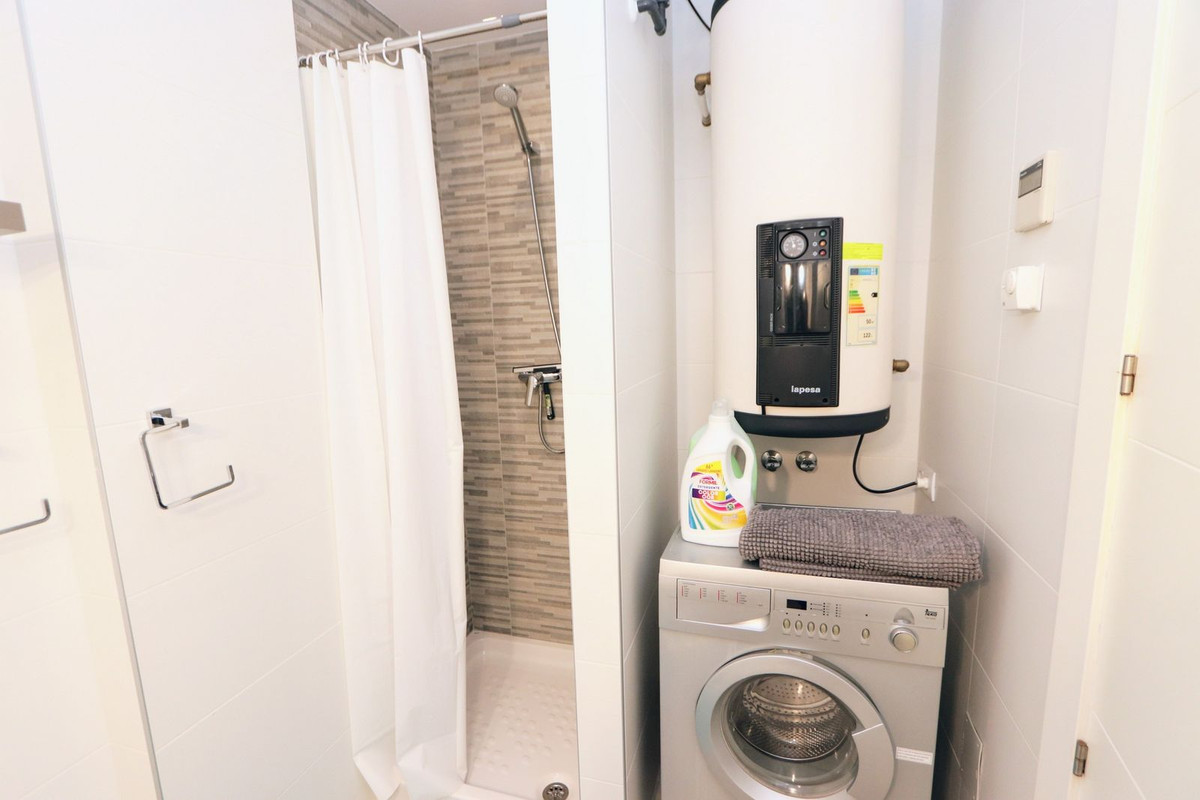 Se vende Apartamento Planta Baja de 2 dormitorios en Costa Blanca, Alicante, España