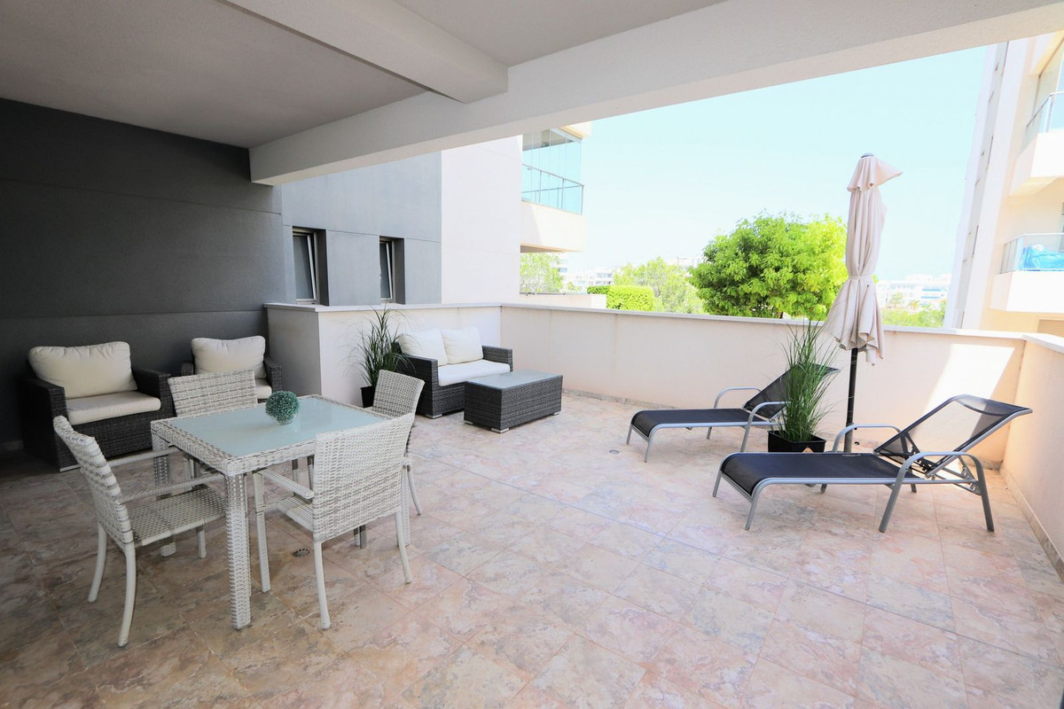 Se vende Apartamento Planta Baja de 2 dormitorios en Costa Blanca, Alicante, España
