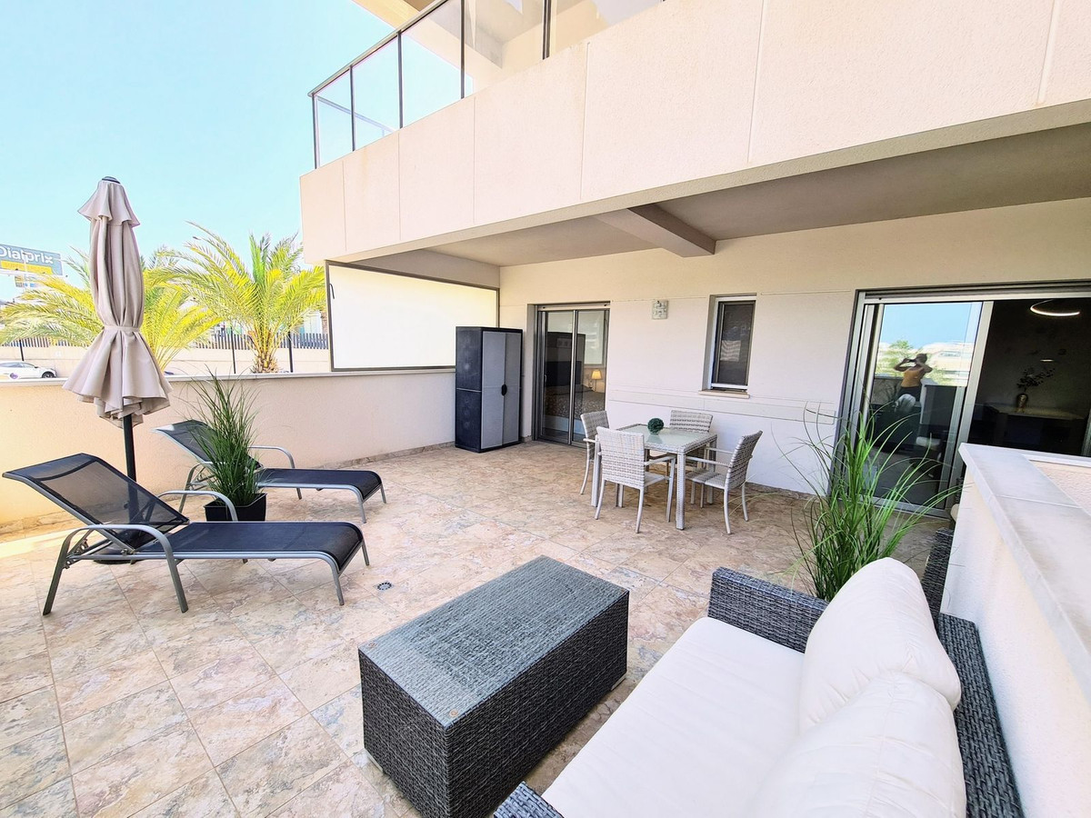Se vende Apartamento Planta Baja de 2 dormitorios en Costa Blanca, Alicante, España