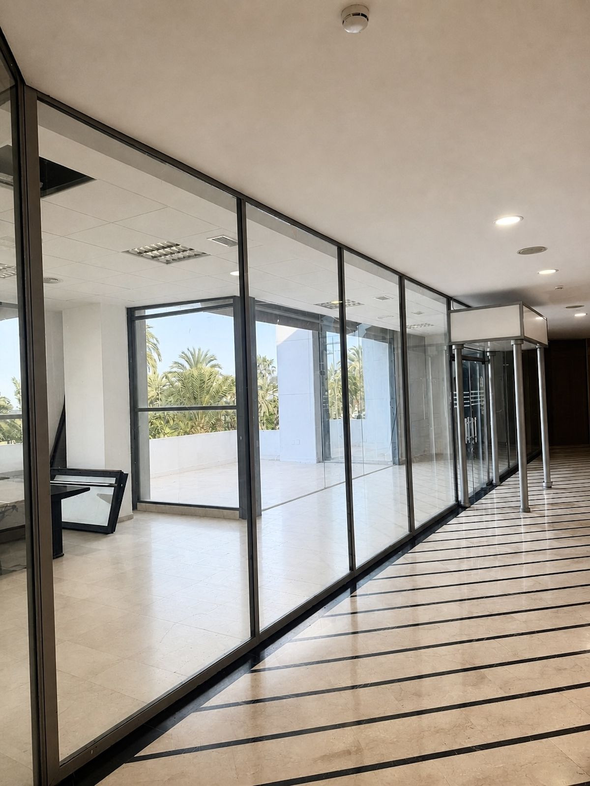 Se vende Local comercial  en Costa Del Sol, Málaga, España