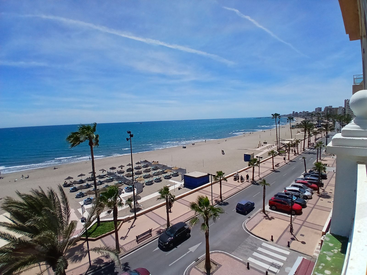 2 Bed Apartment for sale in Torreblanca Costa Del Sol, Málaga, Spain