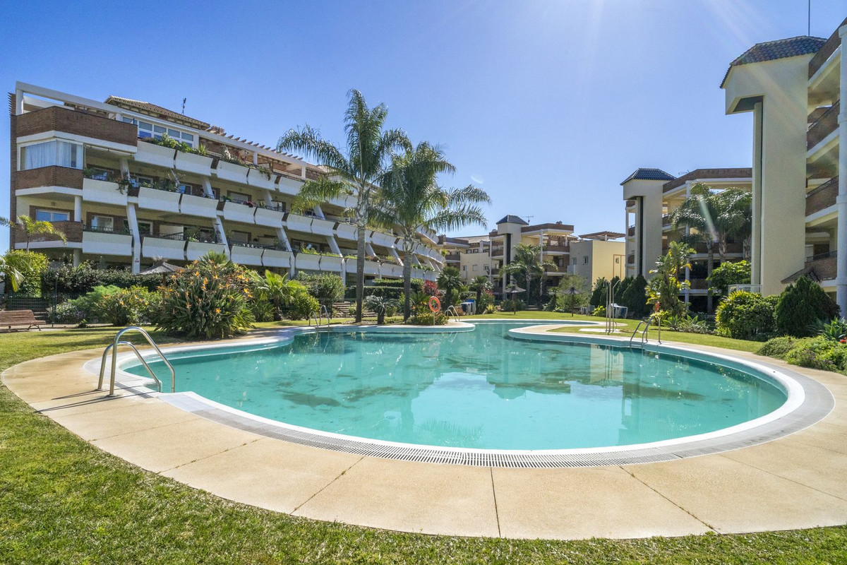 2 Bed Apartment for sale in Mijas Costa Costa Del Sol, Málaga, Spain