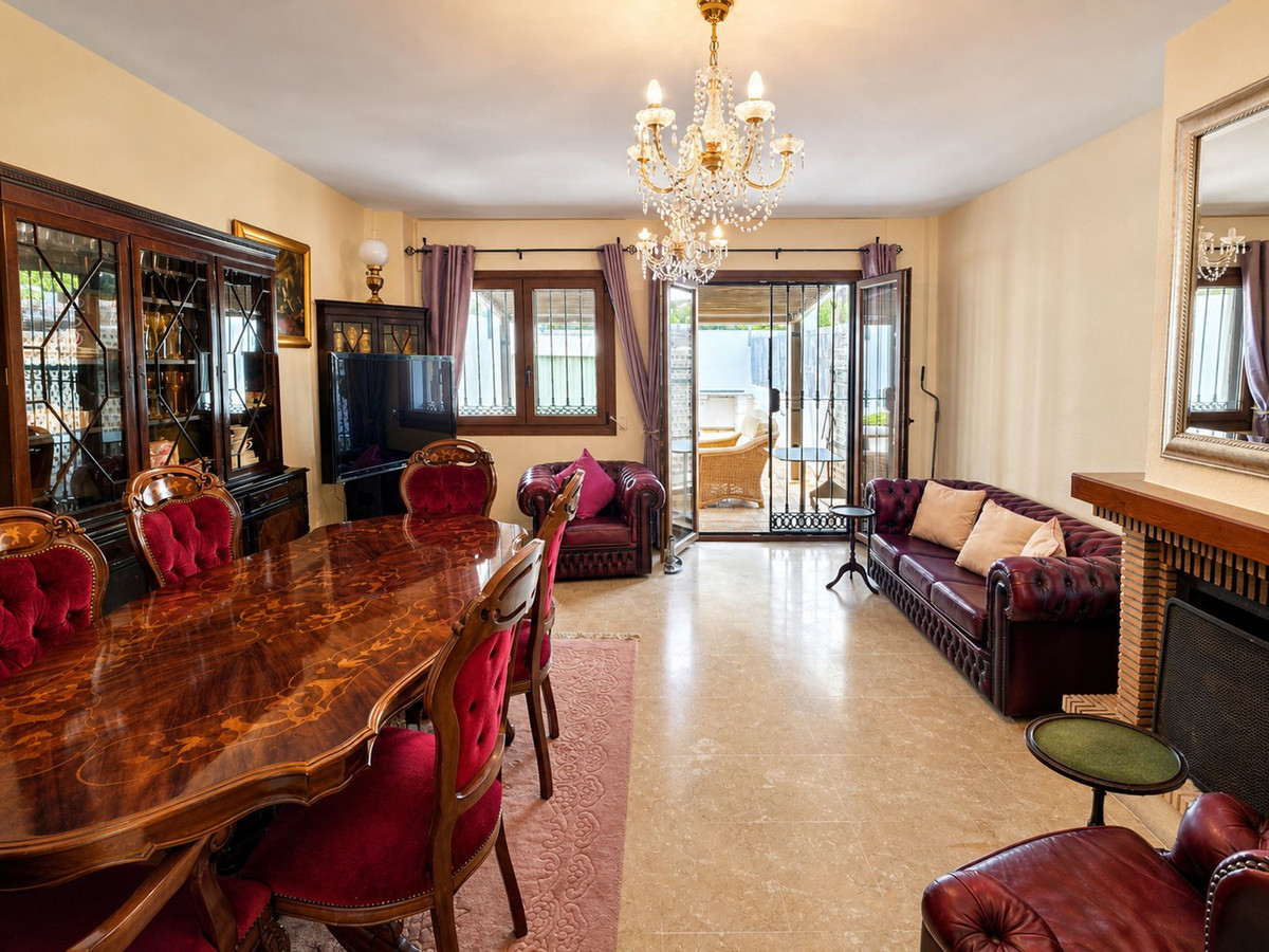 Se vende Pareada de 3 dormitorios en Costa Del Sol, Málaga, España