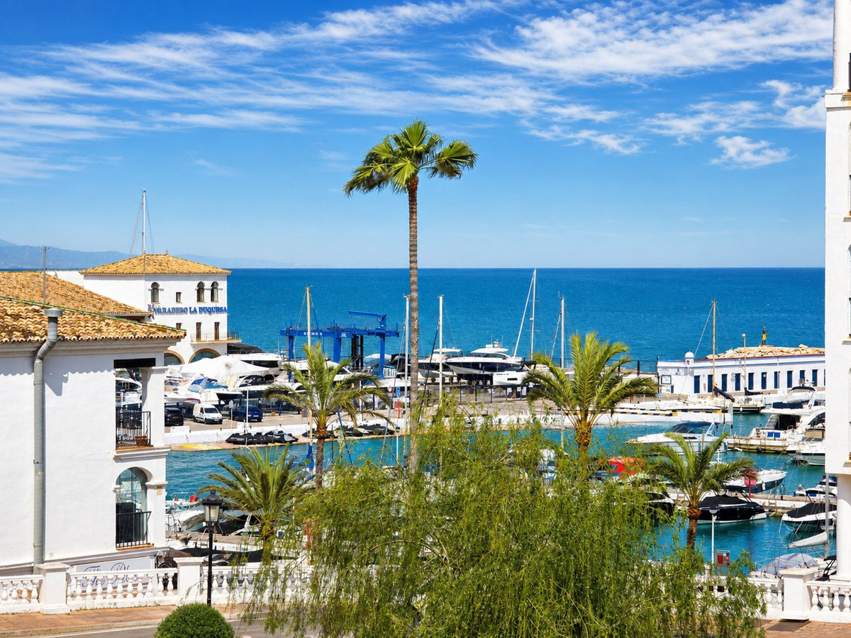 Se vende Pareada de 3 dormitorios en Costa Del Sol, Málaga, España