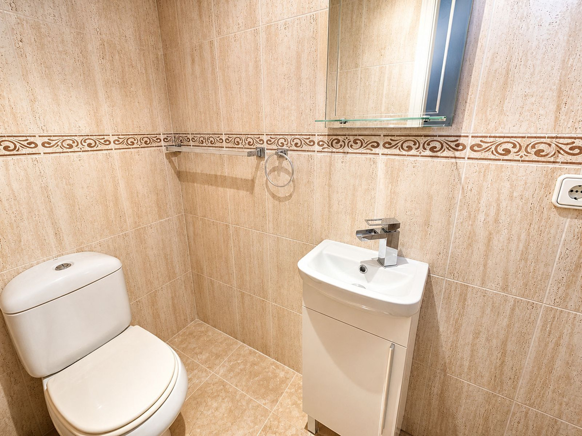 Se vende Pareada de 3 dormitorios en Costa Del Sol, Málaga, España