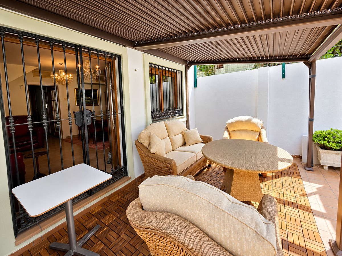 Se vende Pareada de 3 dormitorios en Costa Del Sol, Málaga, España