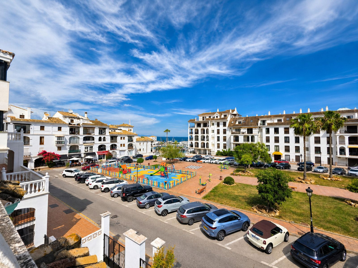 Se vende Pareada de 3 dormitorios en Costa Del Sol, Málaga, España