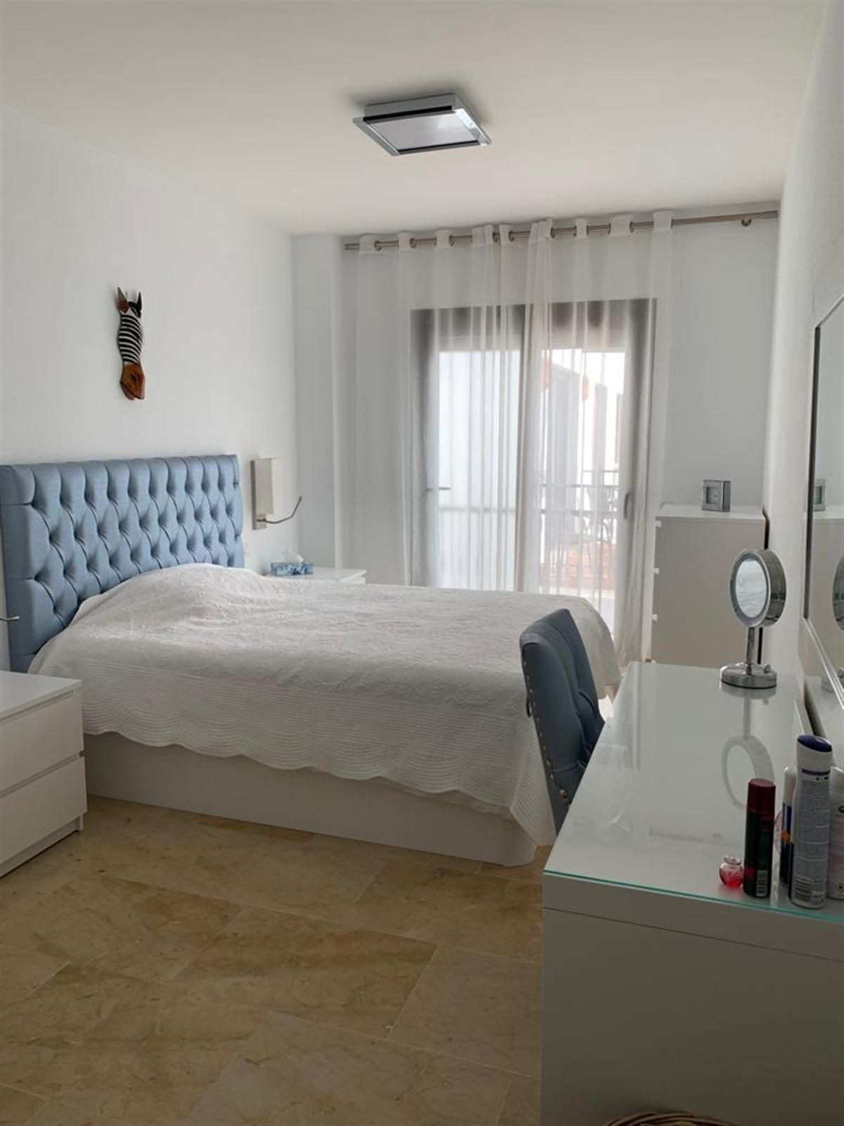 2 Bed Apartment for sale in La Duquesa Costa Del Sol, Málaga, Spain