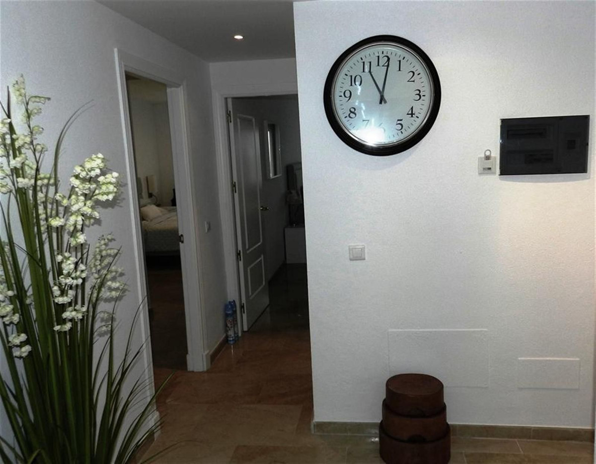 2 Bed Apartment for sale in La Duquesa Costa Del Sol, Málaga, Spain