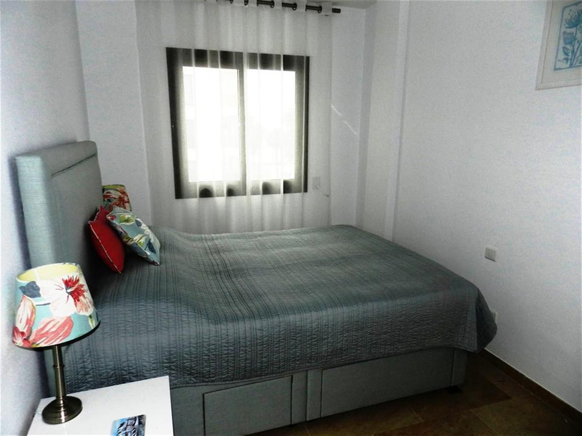 2 Bed Apartment for sale in La Duquesa Costa Del Sol, Málaga, Spain