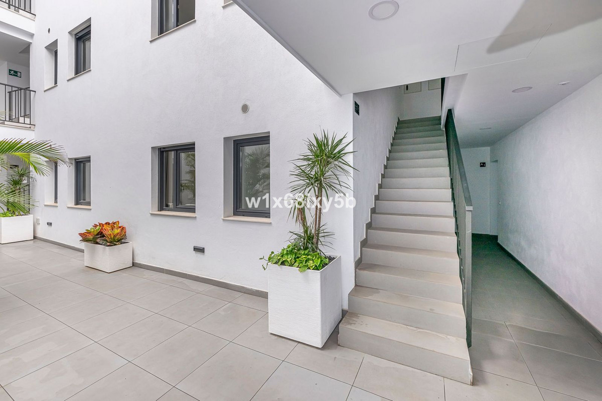 2 Bed Apartment for sale in Mijas Costa Del Sol, Málaga, Spain