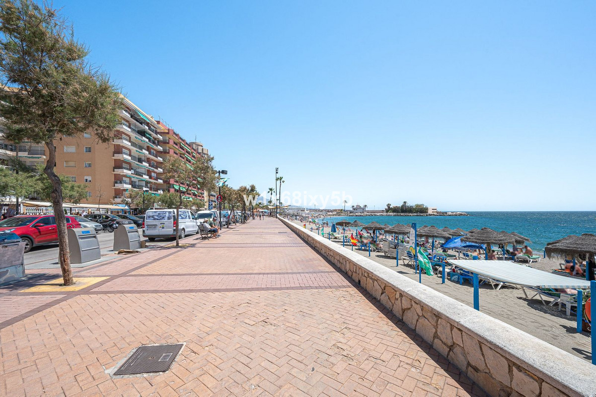 2 Bed Apartment for sale in Mijas Costa Del Sol, Málaga, Spain