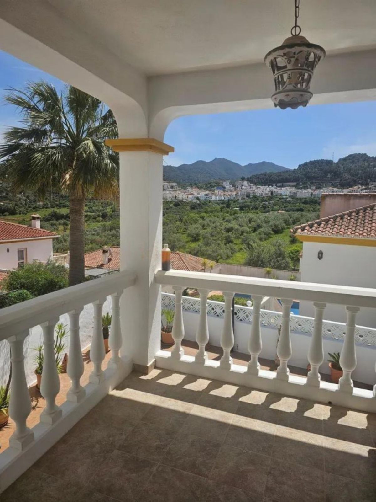 4 Bed Townhouse for sale in Monda Costa Del Sol, Málaga, Spain