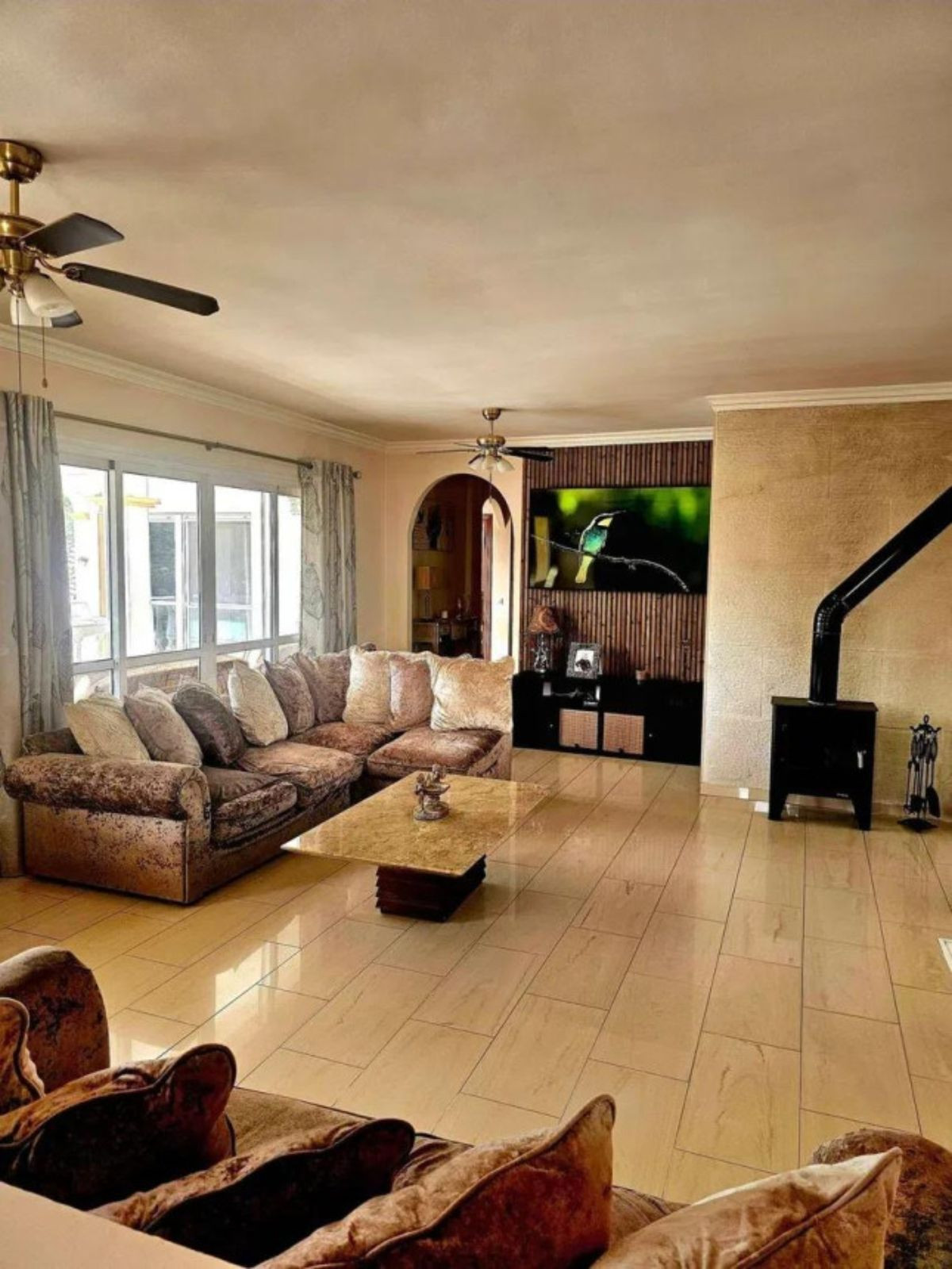 4 Bed Townhouse for sale in Monda Costa Del Sol, Málaga, Spain
