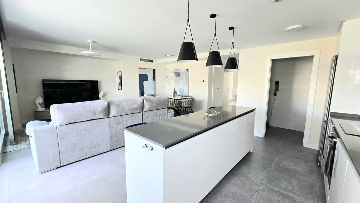 4 Bed Apartment for sale in La Cala De Mijas Costa Del Sol, Málaga, Spain