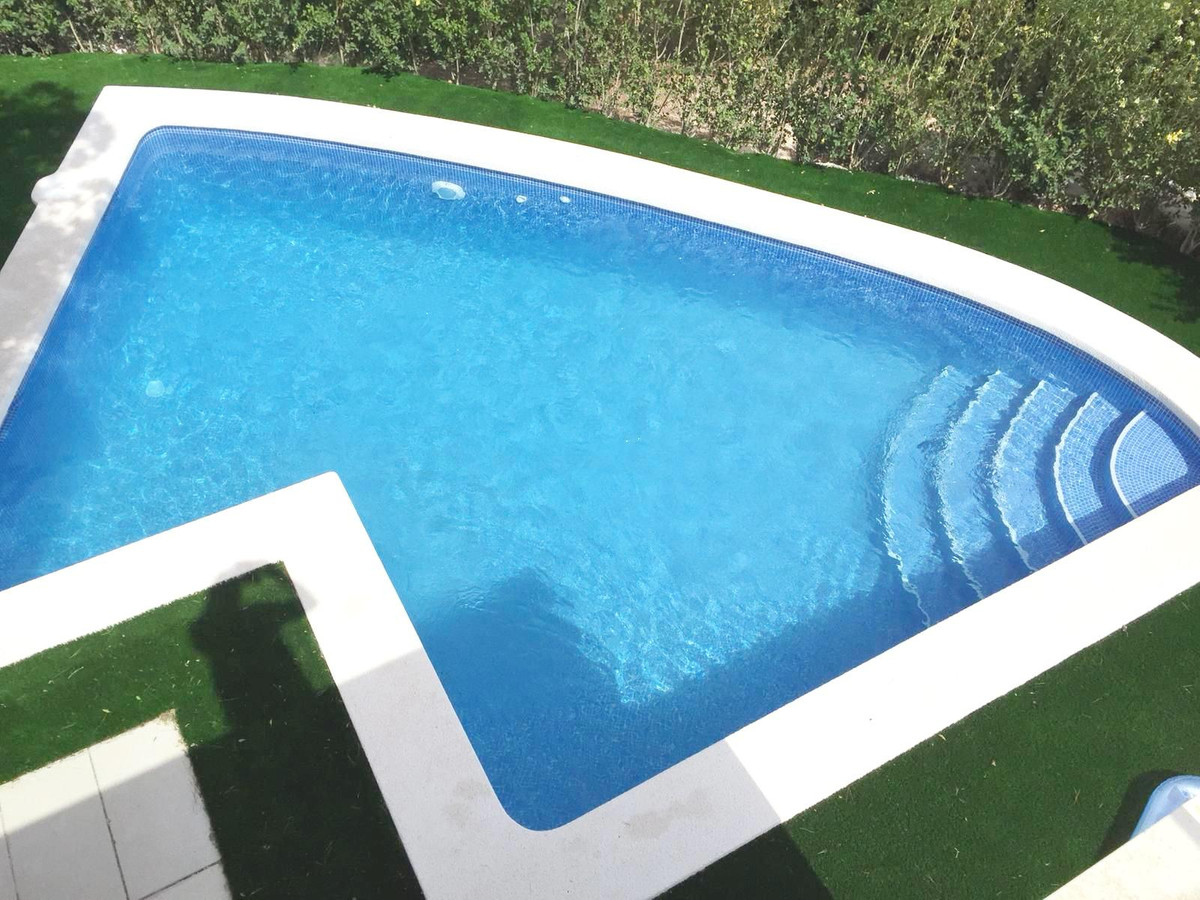 Se vende Villa - Chalet de 3 dormitorios en Costa Blanca, Alicante, España