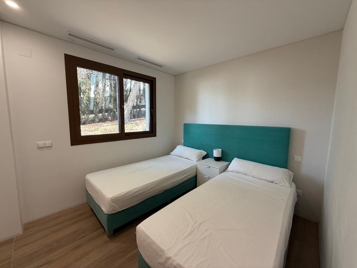 Se vende Villa - Chalet de 3 dormitorios en Costa Blanca, Alicante, España