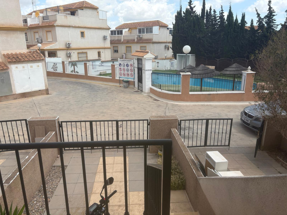 Se vende Adosada de 2 dormitorios en Costa Blanca, Alicante, España