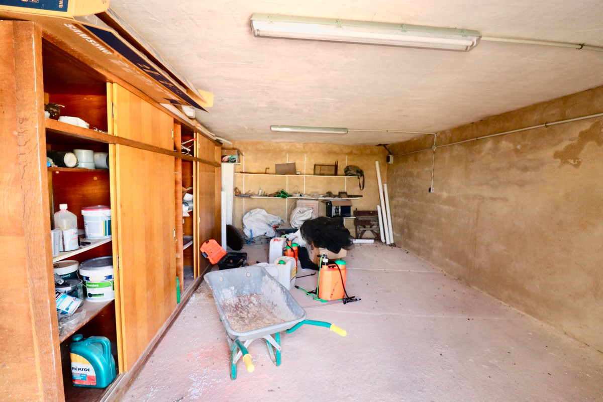 Se vende Villa - Chalet de 4 dormitorios en Costa Blanca, Alicante, España