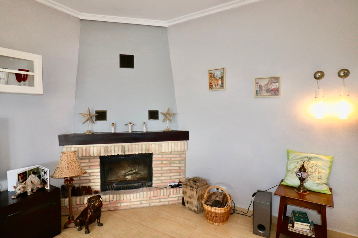 Se vende Villa - Chalet de 4 dormitorios en Costa Blanca, Alicante, España