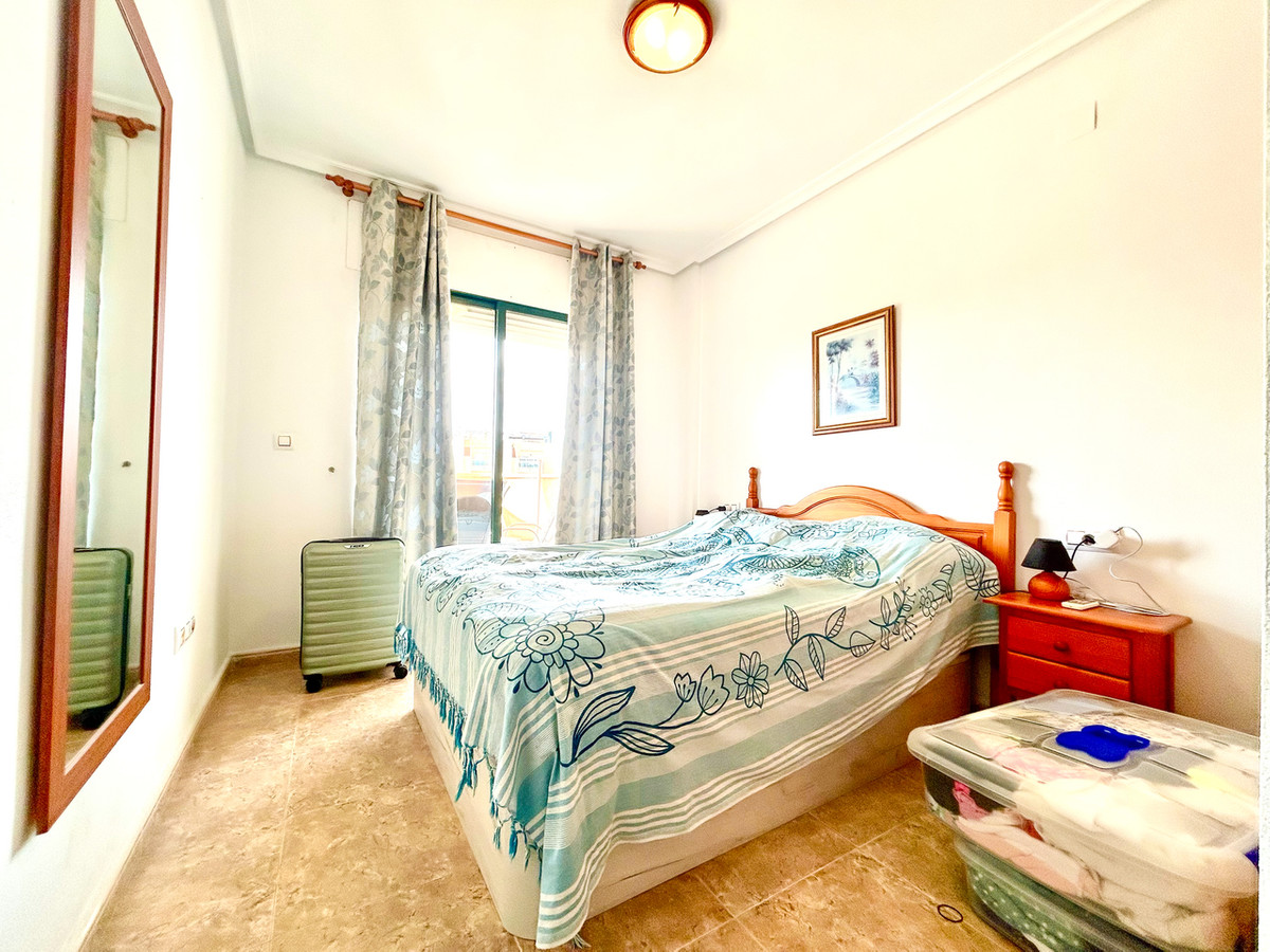 Se vende Apartamento Planta Media de 2 dormitorios en Costa Blanca, Alicante, España