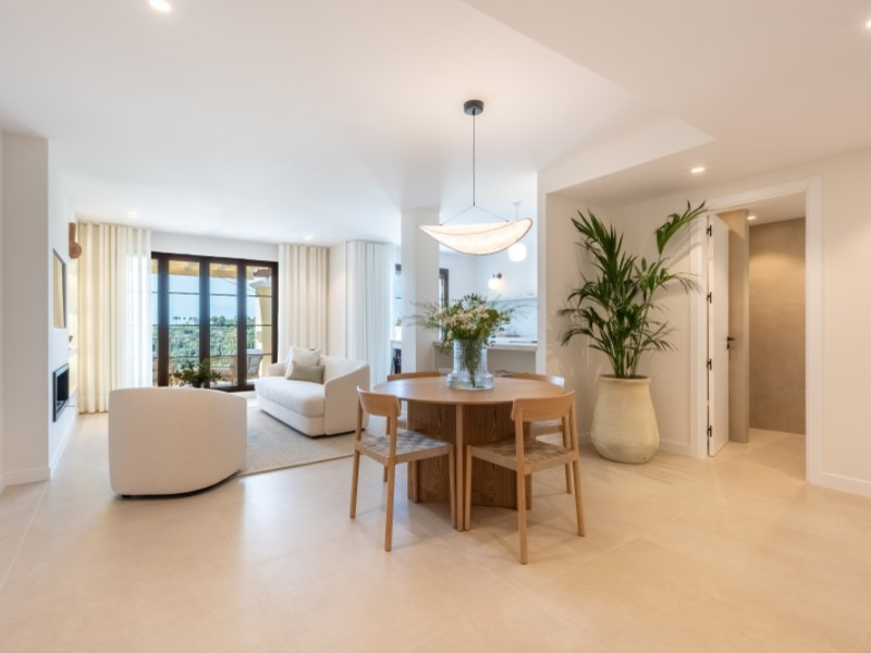 3 Bed Apartment for sale in Benahavís Costa Del Sol, Málaga, Spain
