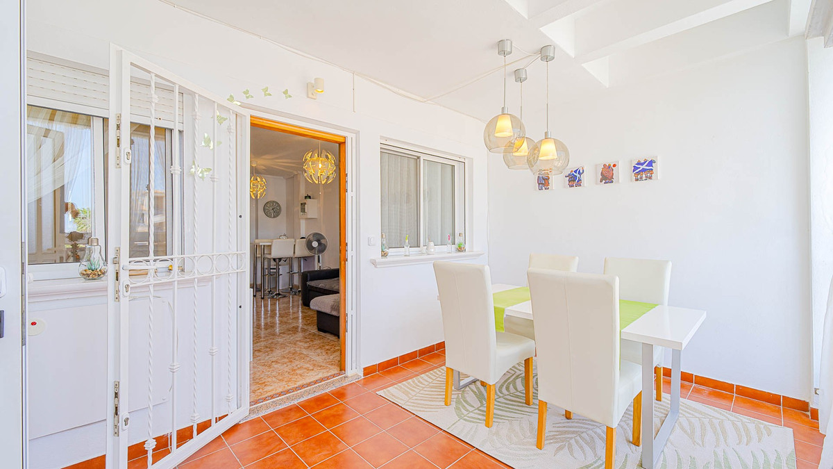 Se vende Ático de 2 dormitorios en Costa Blanca, Alicante, España