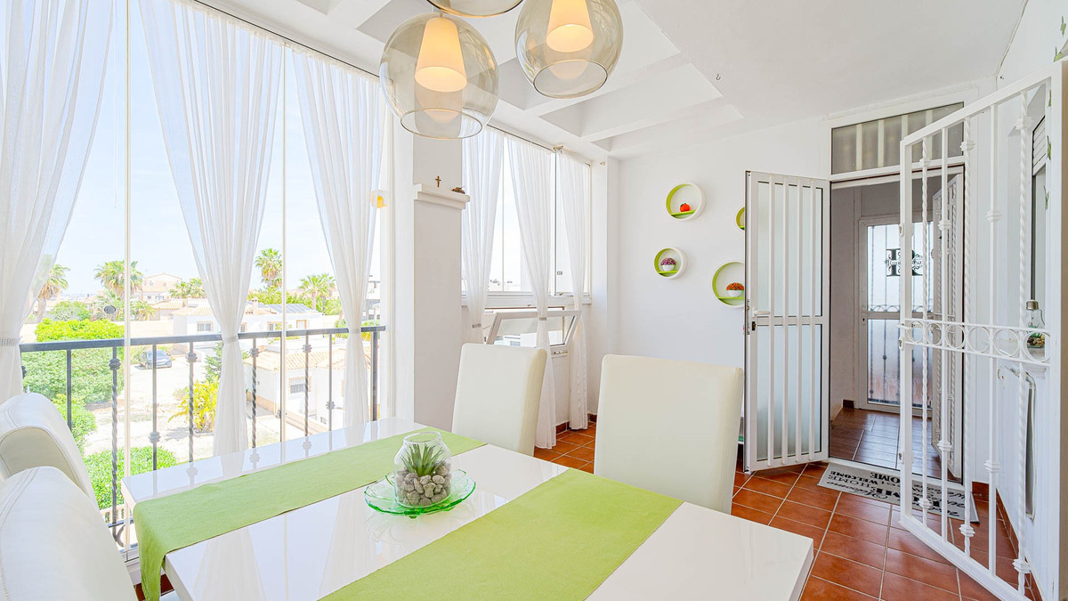 Se vende Ático de 2 dormitorios en Costa Blanca, Alicante, España