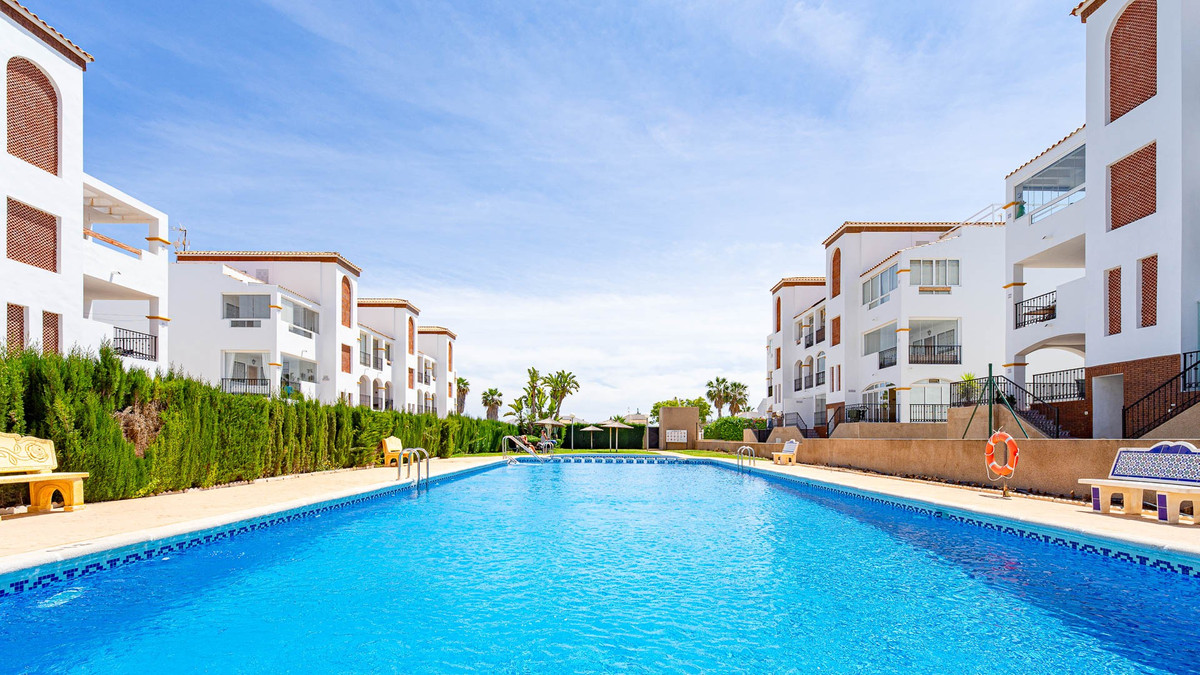 Se vende Ático de 2 dormitorios en Costa Blanca, Alicante, España