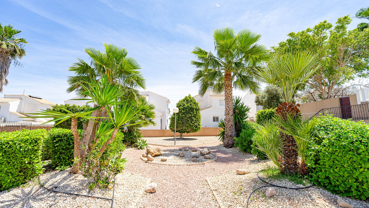 Se vende Ático de 2 dormitorios en Costa Blanca, Alicante, España