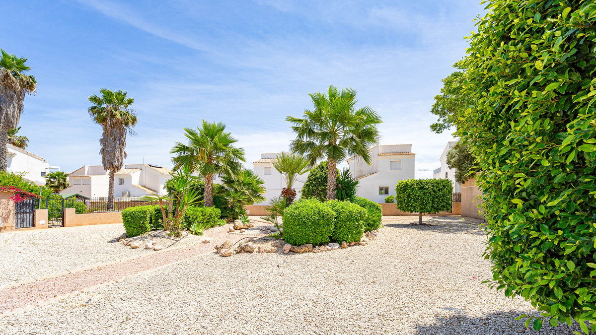 Se vende Ático de 2 dormitorios en Costa Blanca, Alicante, España