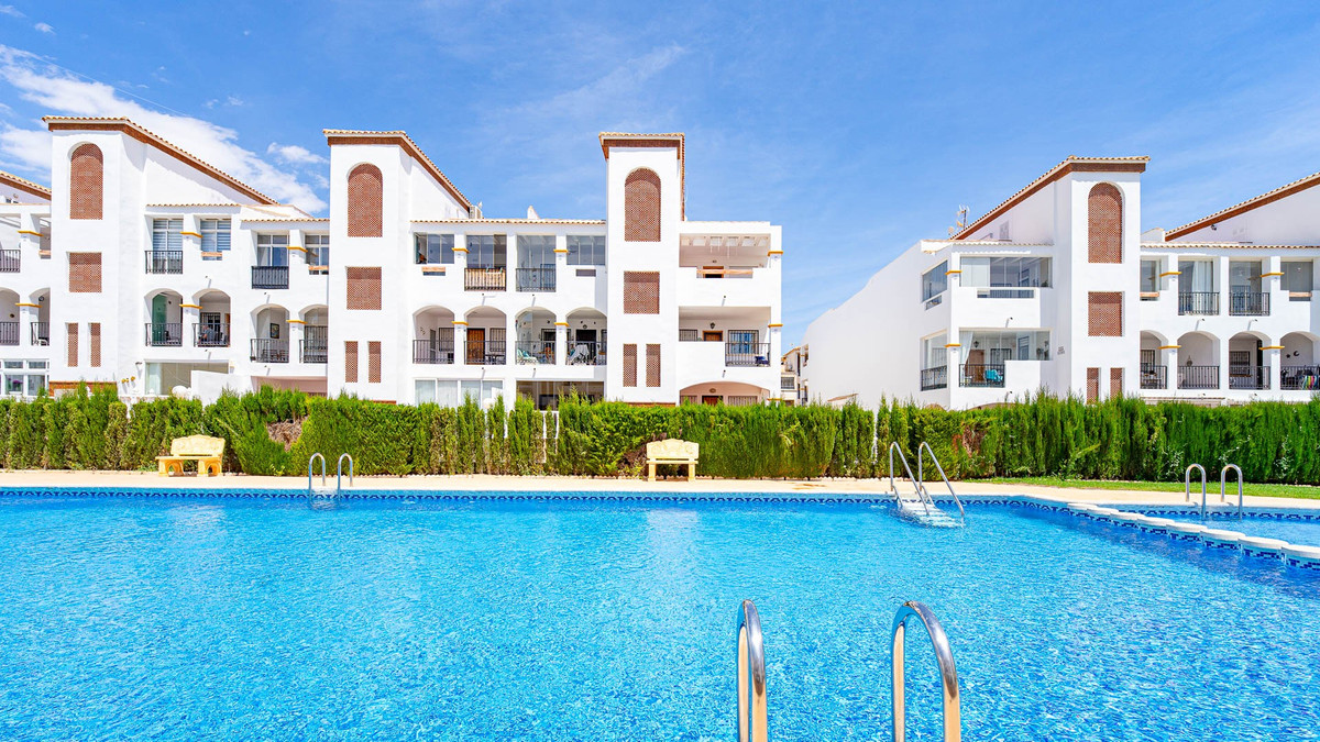 Se vende Ático de 2 dormitorios en Costa Blanca, Alicante, España