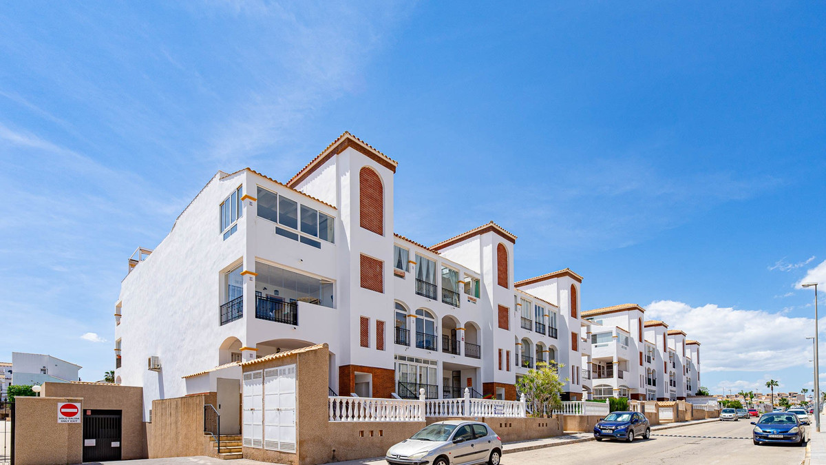 Se vende Ático de 2 dormitorios en Costa Blanca, Alicante, España