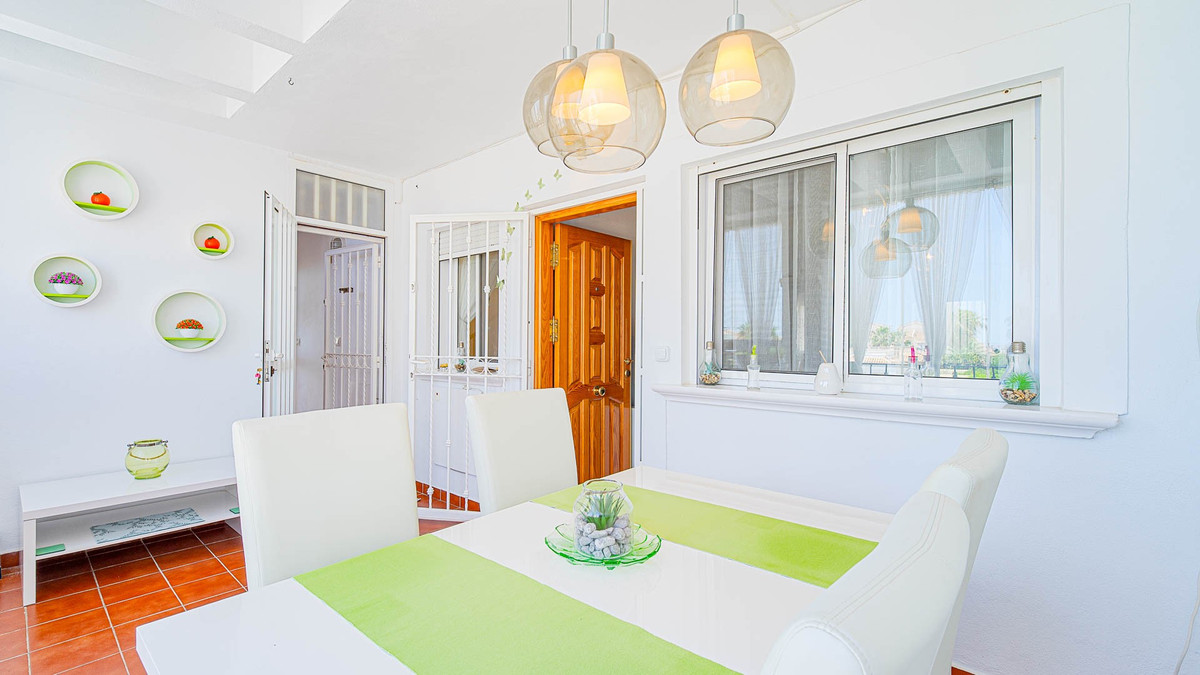 Se vende Ático de 2 dormitorios en Costa Blanca, Alicante, España
