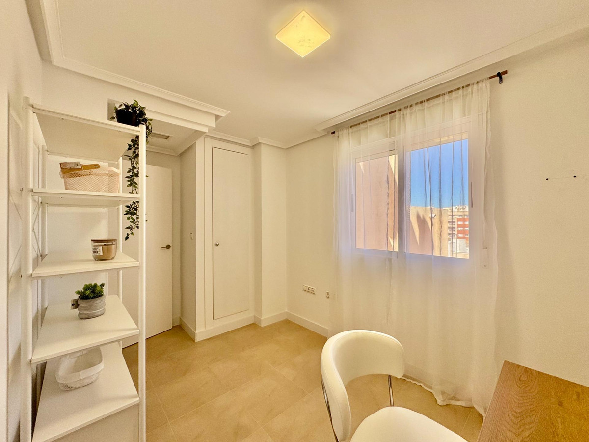Se vende Ático de 3 dormitorios en Costa Blanca, Alicante, España