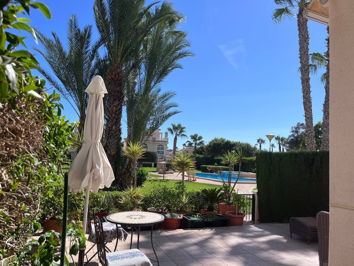 Se vende Adosada de 3 dormitorios en Costa Blanca, Alicante, España