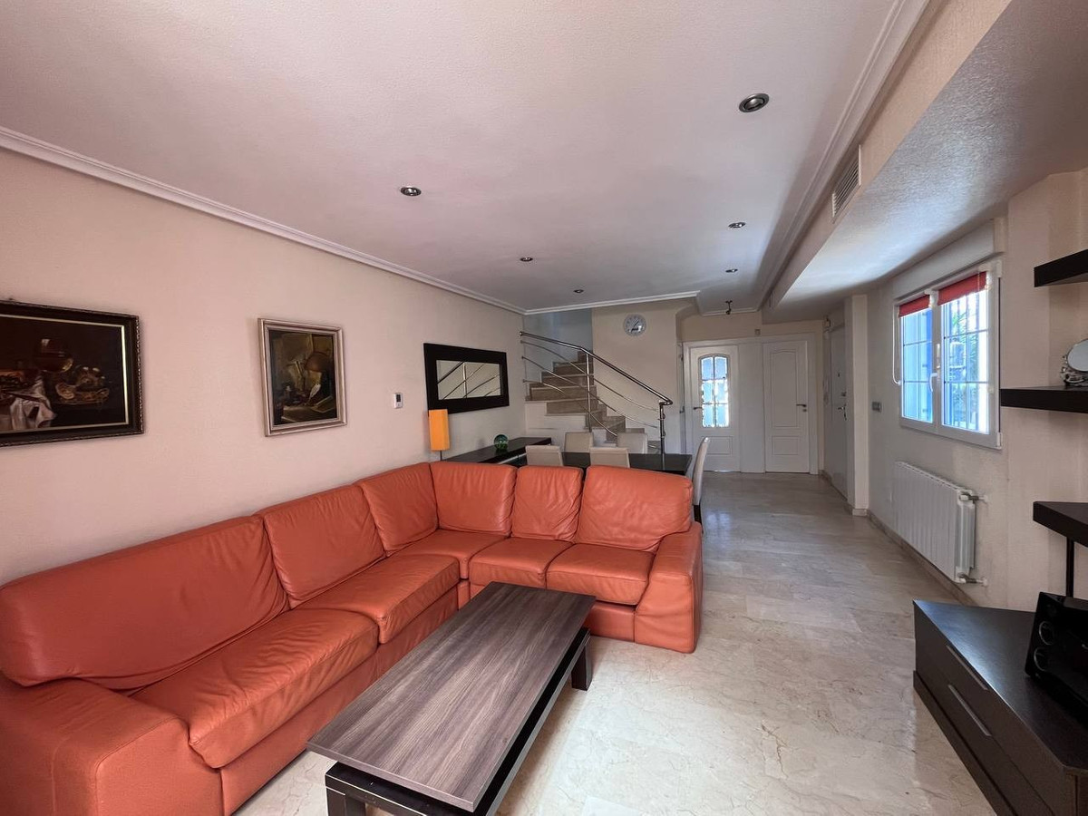 Se vende Adosada de 3 dormitorios en Costa Blanca, Alicante, España