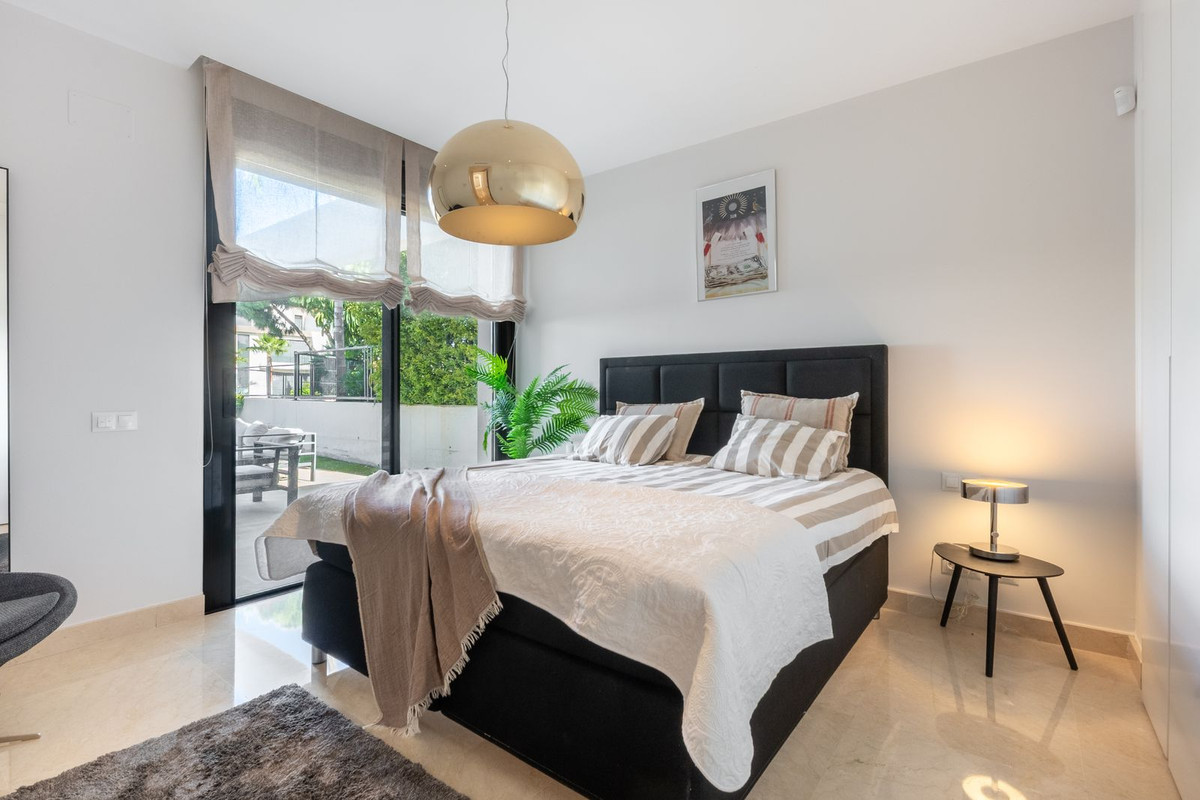 3 Bed Apartment for sale in Cabopino Costa Del Sol, Málaga, Spain