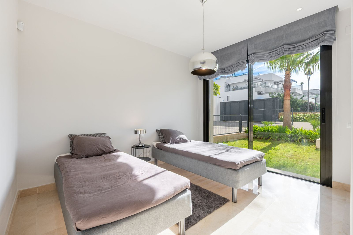 3 Bed Apartment for sale in Cabopino Costa Del Sol, Málaga, Spain
