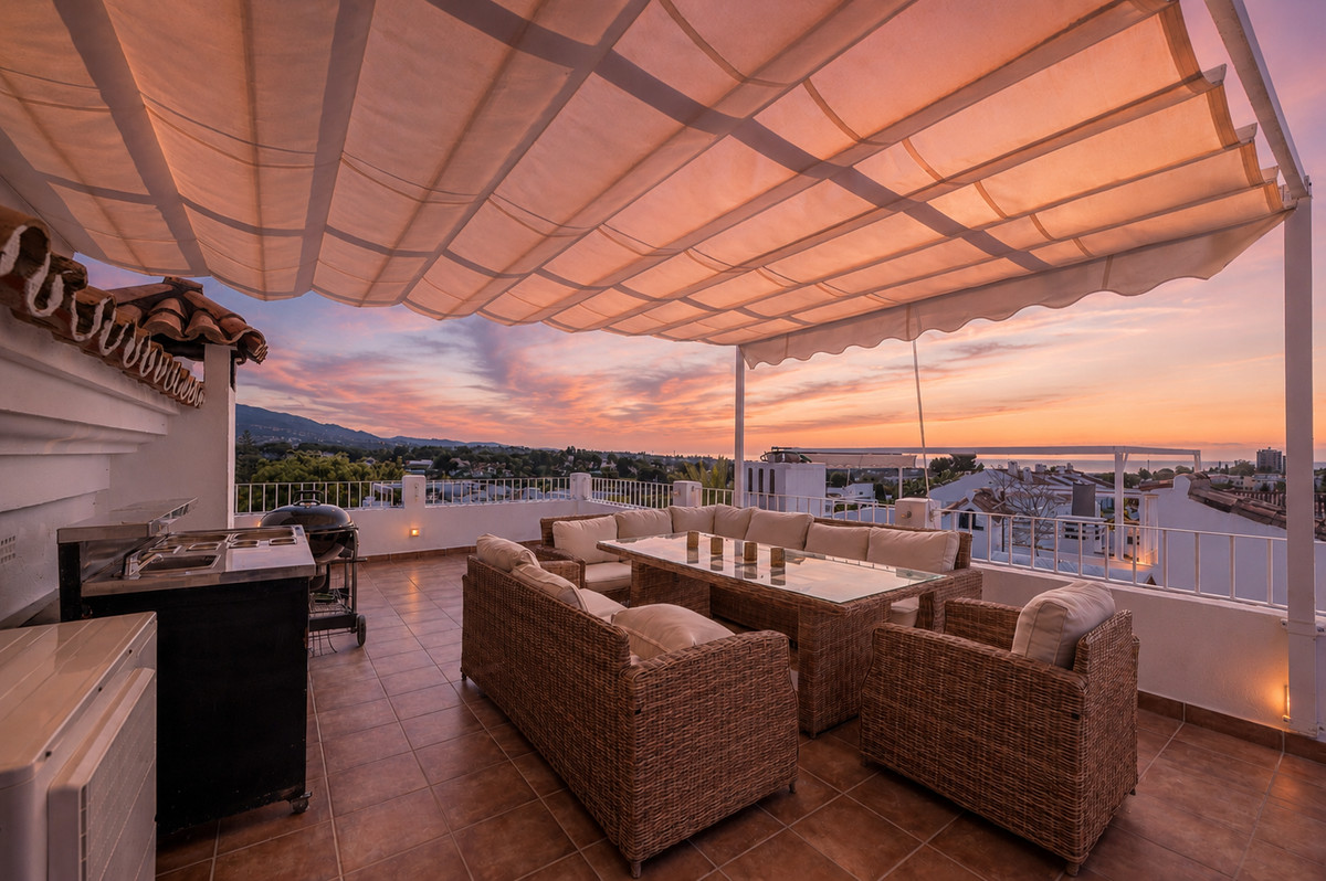 3 Bed Townhouse for sale in Nueva Andalucía Costa Del Sol, Málaga, Spain