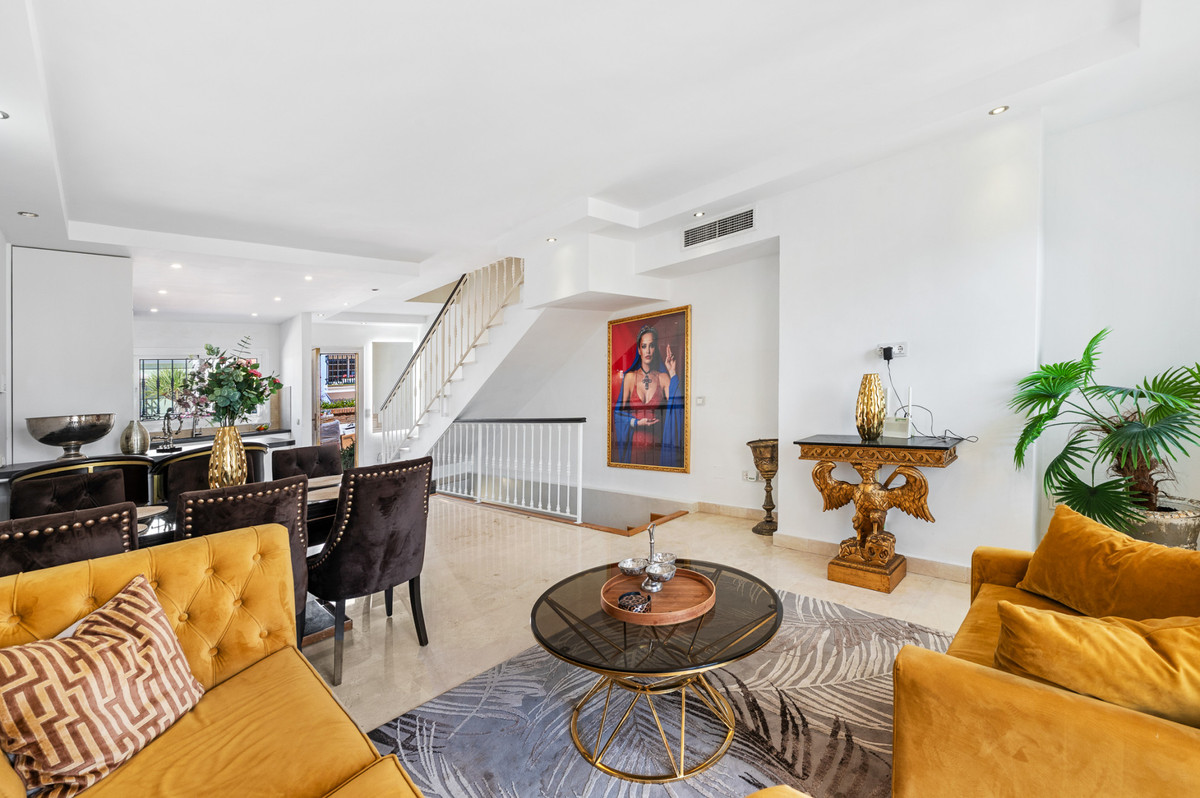 3 Bed Townhouse for sale in Nueva Andalucía Costa Del Sol, Málaga, Spain