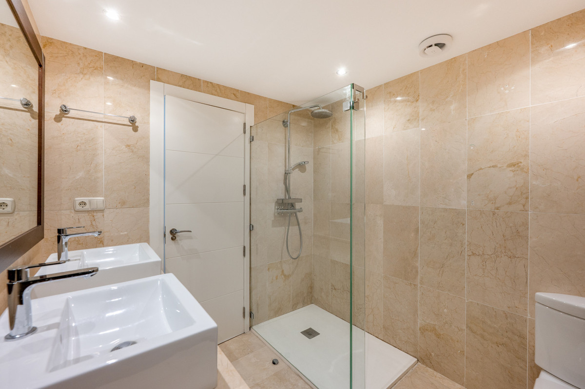 3 Bed Townhouse for sale in Nueva Andalucía Costa Del Sol, Málaga, Spain