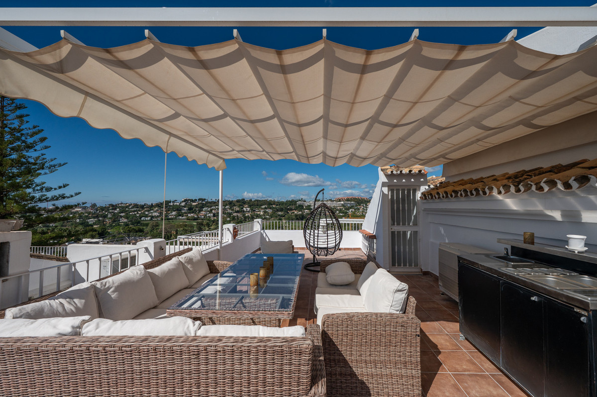 3 Bed Townhouse for sale in Nueva Andalucía Costa Del Sol, Málaga, Spain