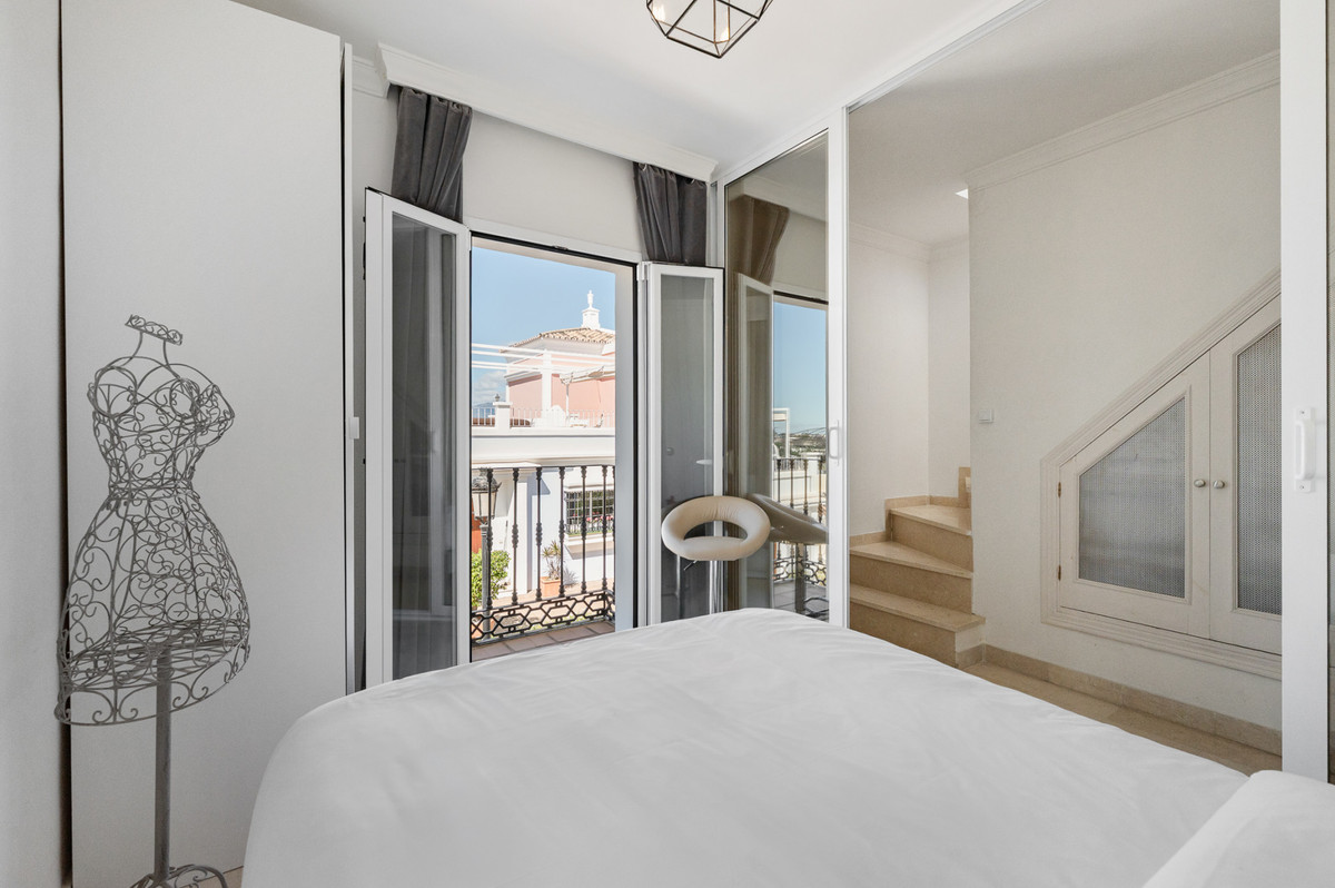 3 Bed Townhouse for sale in Nueva Andalucía Costa Del Sol, Málaga, Spain