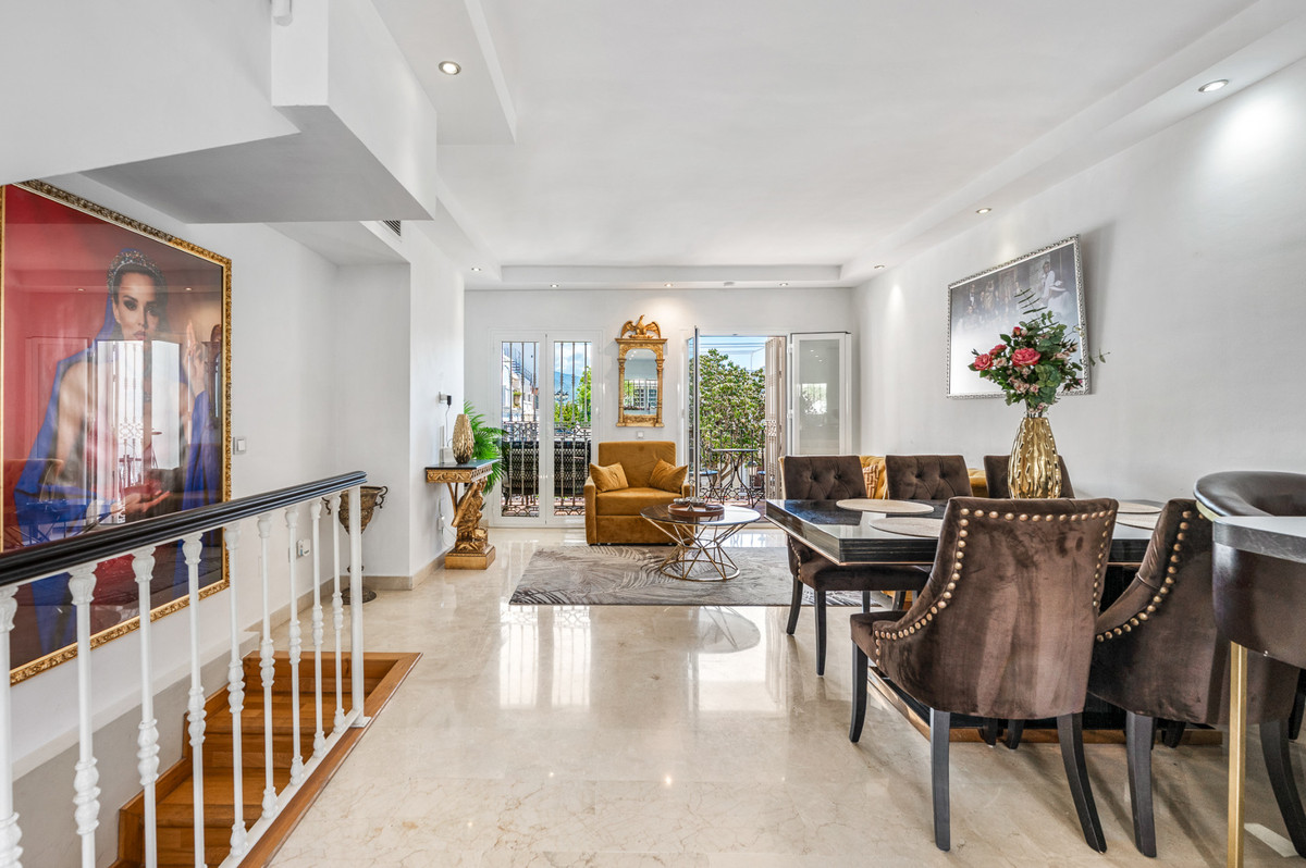 3 Bed Townhouse for sale in Nueva Andalucía Costa Del Sol, Málaga, Spain